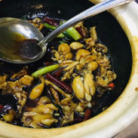 Xīn Shī Chéng Shā Bāo Huó Tián Jī Zhōu （wǔ Tiáo Gǎng） Comida