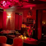 Vampire Cafe Dentro