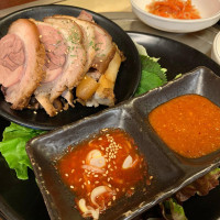 Wǔ Fǎn Tián Hán Guó Jiā Tíng Liào Lǐ Wáng Tún Zú Jiā Comida