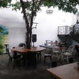 The Bean Garden Coffee And Eatery Exterior