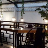 The Bean Garden Coffee And Eatery Dentro