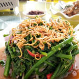Tǐng Hǎo Nán Yáng Fēng Wèi Shí Jiā Zhuāng Comida