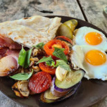 Sathanee Comida