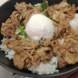 Qìng Yīng Yì Shú Shēng Huó Xié Tóng Zǔ Hé Sān Tián Shí Táng Comida