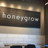 Honeygrow Dock St Exterior