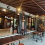 Warung Code Exterior