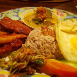 Putu's Wild Ginger Comida