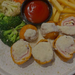Sraya Eatery Comida