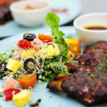 The Art Lounge Comida