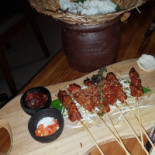 Mr. Wayan, Coffee Eatery Comida