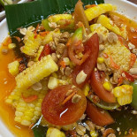 ตำยำยั่วbyโบตั๋น Comida