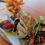 Rooted Cafe And Supper Room Comida
