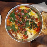 Rooted Cafe And Supper Room Comida