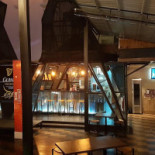 Loveshack Skybar Tapas Grill Dentro