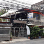 Ratchada Kai Yang, Soi Ratchada Soi 7, Nathong Intersection 3 Exterior