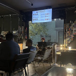 The Camp E26 Dentro