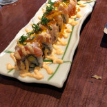 Gǒu Yī Xià Jū Jiǔ Shí Táng Zhōng Xiào Diàn Comida