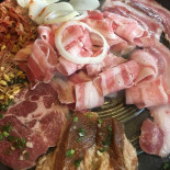 Honeypig Hán Shì Kǎo Ròu Comida