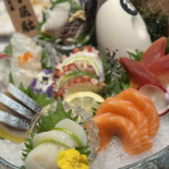 Ari Sushi Nhà Hàng Sushi Nhật drink