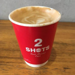 TWO SHOTS 東門店 Bebida