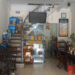 Cơm Gà Bà Nguyệt Dentro
