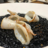 Confitrémi Hēi Mǐ Comida