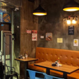 Dk Pizza Café Dentro