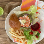 Jīn Shī Qǔ Shuǐ Cafe Brunch Comida