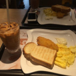 Café De Coral Comida