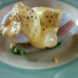 Pear Tree Comida