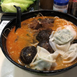 Yún Guì Chuān Xiǎo Hú Zi The Moustache Noodle Comida