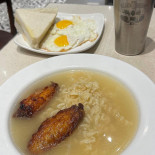 Hé Wèi Cān Shì Delicious Cafe food