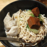 Yà Zhōu Fēng Wèi Sù Shí Yuán food