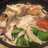 Yà Zhōu Fēng Wèi Sù Shí Yuán food