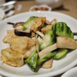 Lotus Veggie Jordan Comida
