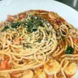 Yì Miàn Wū Comida