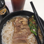 Lí Huà Xīn Shān Xī Dāo Xuē Miàn Guǎn Li Hua Xin Noodles Comida