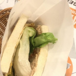 Q Burger Yonghe Xinyi Comida