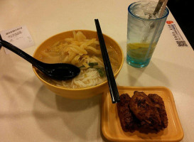 Tán Zǐ Yún Nán Mǐ Xiàn Tamjai Yunnan Mixian Zhǎng Shā Wān Guǎng Chǎng Cheung Sha Wan Plaza Bebida