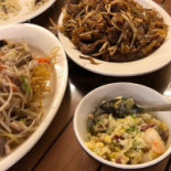 Róng Fā Shāo Wèi Chá Cān Tīng Comida