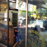 Laya Burger Yonghe Yongping Exterior