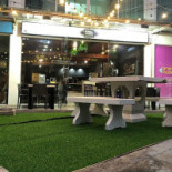 Kosher Chabad Pizza Bakery בית חבד פיצרייה מאפייה חלבית כשרה Exterior