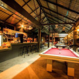 Pool&pizza Exterior