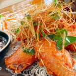 Chom-lay Comida