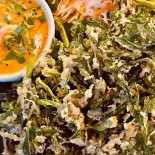Chom-lay Comida