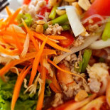 Chom-lay Comida