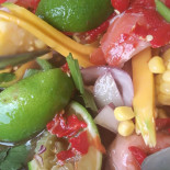 Chom-lay Comida