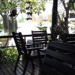 Café Amazon Exterior