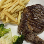 Benny's Diner Comida