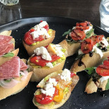 Monami Café Comida